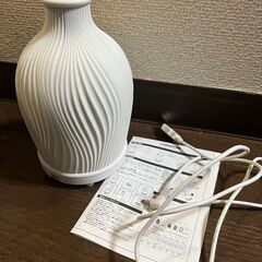 【未使用】ellestfun USB式 アロマディフューザー　加湿器 箱説明書ありの画像
