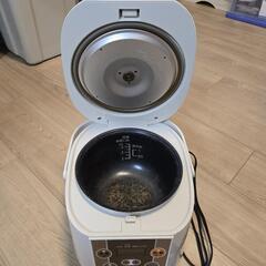 炊飯器の画像