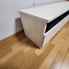 テレビ台の画像