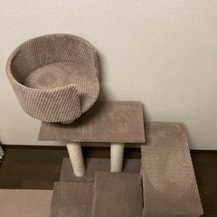キャットタワーの画像