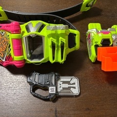 仮面ライダー　エグゼイド　ゲーマードライバーの画像