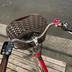 Panasonic　電動アシスト自転車　赤　自転車　ママチャリ　カゴ付きの画像