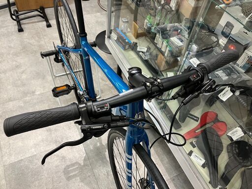 BIANCHI 「ビアンキ」 ROMA3 DISC 2022年モデル クロスバイク