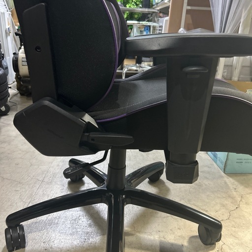 ¥13000/09/AKRACING/ゲーミングチェア