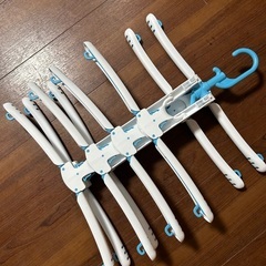 8連ハンガーの画像