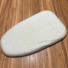 アイロンとアイロン台の画像