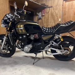 kawasaki ZRX400の画像