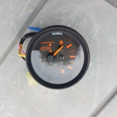 ヤマハ純正チルトメーターの画像