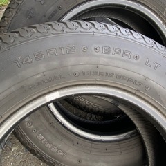 ヨコハマタイヤ145R12 6PR の画像