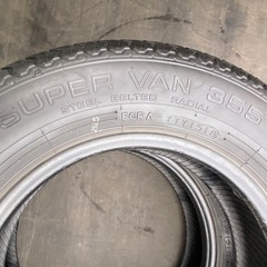 ヨコハマタイヤ145R12 6PR の画像