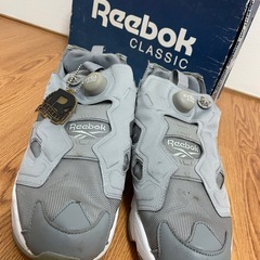 Reebok ポンプスニーカー
の画像
