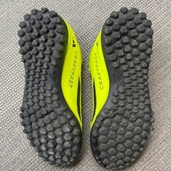 19㎝　adidas トレーニングシューズ サッカー　フットサル　キッズ　ジュニア
の画像