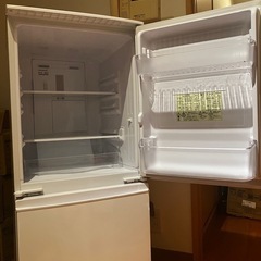 シャープ2020年　
ノンフロン冷凍冷蔵庫　137Lの画像