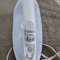 美品✨ニトリのスチームアイロン「ES-2350WH」の画像