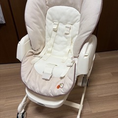 combi ハイローチェア(新生児クッション付)の画像