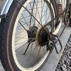 【折りたたみ自転車】6段変速／サスペンション付き／引き取り希望の画像