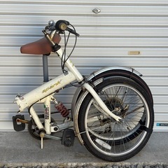 【折りたたみ自転車】6段変速／サスペンション付き／引き取り希望の画像