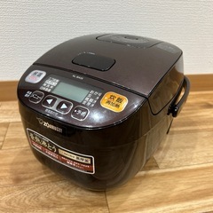 炊飯器の画像