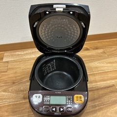 炊飯器の画像
