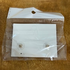 新品未使用　レディース　ピアス　パール　ゴールド　デザインピアスの画像