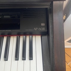 電子ピアノの画像