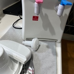 卓上ウォーターサーバーの画像