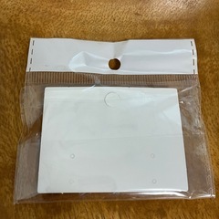新品未使用　デザインピアス　ピアス　レディース　パール　ゴールドの画像