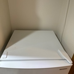 アイリスオーヤマ 冷蔵庫 142L ホワイト 幅50cm IRSD-14A-W 2ドア 右開きの画像