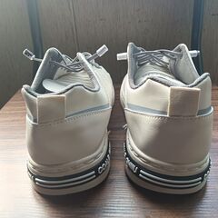 新品 24.5cm メンズ スニーカー ベージュ 厚底 男女兼用 シューズ  識別番号:【N194-S】の画像