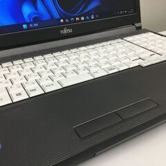 🍀【超美品】ノートパソコン【富士通】 コア5・8世代搭載 「Win11・最新Office2024」管理No2の画像