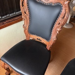 洋風のイス　一点
の画像