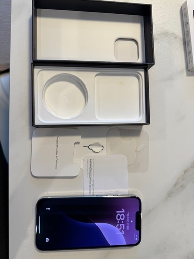 iPhone13pro、箱あり