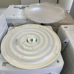【リサイクルショップ ピカソ 小松原】💡✨リモコン付き‼️LEDシーリングライト✨💡🌟2016年製オーム電機 LE-Y50DBG-W2🌟★2076★の画像