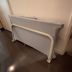 ベッドフェンス 折りたたみ式 ベッドガードの画像