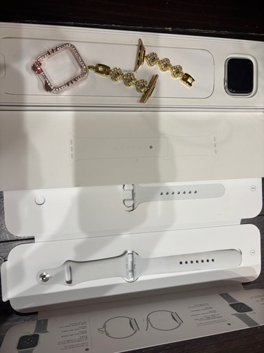 携帯電話/スマホ Applewatch  sE