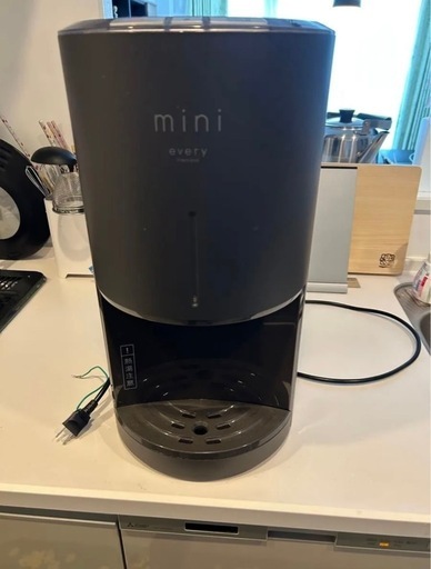 ウォーターサーバー　エブリフレシャスミニ