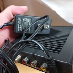 YAGIアンテナ 地上デジタルチューナ DTC50 　ACアダプタは純正ではありません　電源ランプが点滅して写りません　部品取りやメンテナンス出来る方への画像