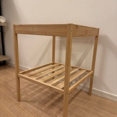 IKEA サイドテーブルの画像