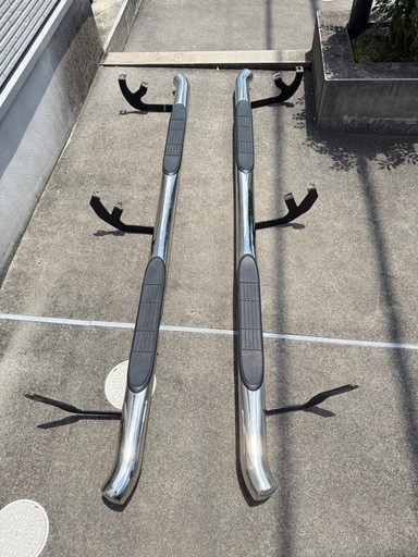 GIギア製　サイドステップ ステンレス　HILUX ハイラックスGUN125