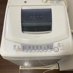 冷蔵庫と洗濯機の画像
