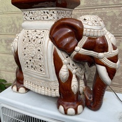 ゾウ🐘の置き物　陶器の画像