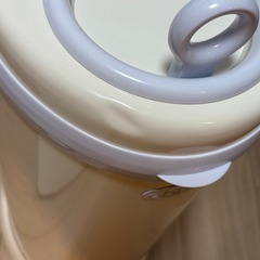 おむつ ペット ゴミ箱 30L UBBI 臭わないの画像
