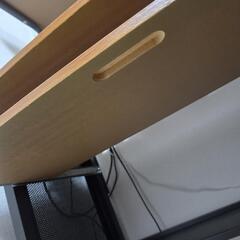 パソコンデスクのみの画像
