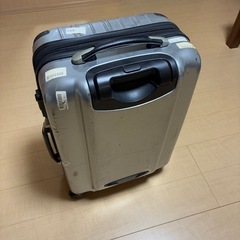 スーツケースの画像