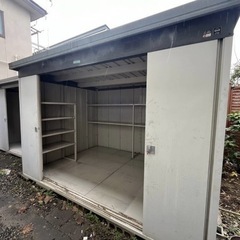 イナバ物置の画像