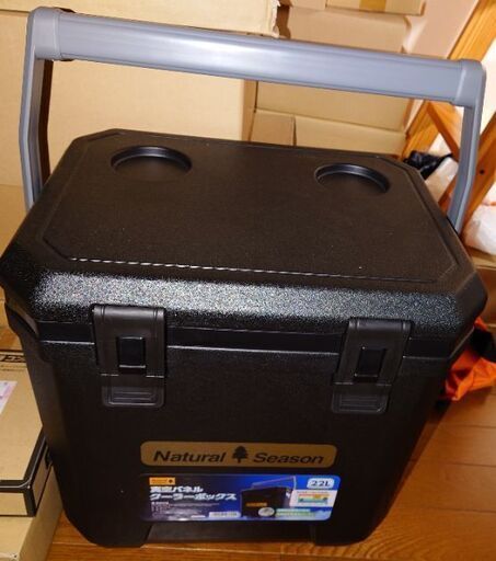 コメリ ナチュラルシーズン 真空パネル クーラーボックス