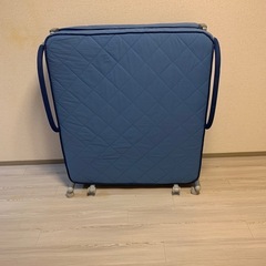 折りたたみシングルベッドの画像