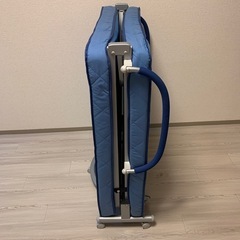 折りたたみシングルベッドの画像
