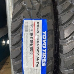 【新品未使用 ラベル付き】TOYO OPEN COUNTRY M/T-R 195R16の画像
