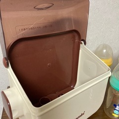 コンビ除菌じょーず＋哺乳瓶5本の画像
